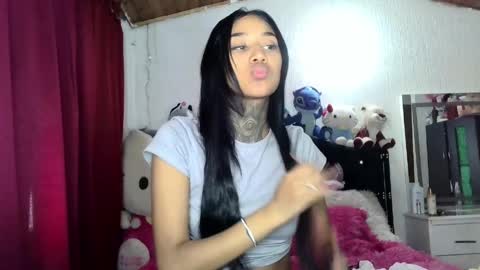 Snapshot of lyam_ebony chatting on 05.14.26 lyam_ebony online show from 05.14.26