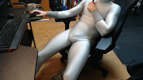 Snapshot of lycraboy123 chatting on 11.13.25 lycraboy123 online show from 11.13.25