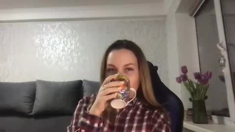 Tina online show from 03.03.25