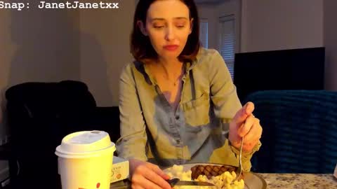 LylacDoll online show from 01.08.26