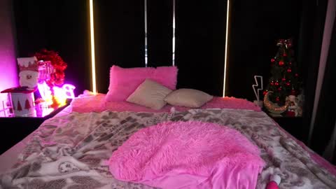 Snapshot of lylanimfa chatting on 01.09.25 lylanimfa online show from 01.09.25