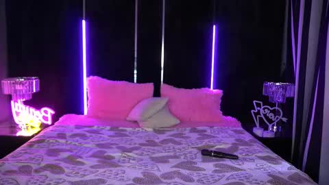 Snapshot of lylanimfa chatting on 03.07.25 lylanimfa online show from 03.07.25