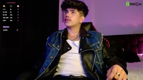 Lyle Bennett Freelance Model online show from 09.09.25