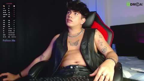 Lyle Bennett Freelance Model online show from 10.08.25