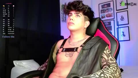 Lyle Bennett Freelance Model online show from 12.04.25