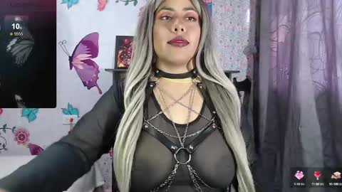 Snapshot of lylyum_k chatting on 01.05.25 kat online show from 01.05.25