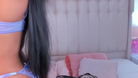 Lyn online show from 09.30.25