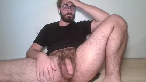 Snapshot of lynchian14 chatting on 09.29.25 lynchian14 online show from 09.29.25