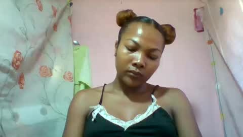 lyndah19 online show from 03.02.26