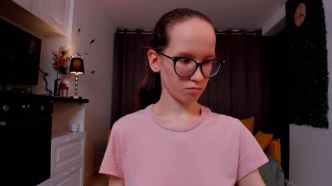 Sara online show from 02.20.25