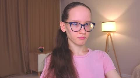 Sara online show from 12.21.25