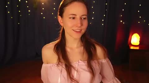 Snapshot of lynn_feline chatting on 02.14.25 Lynn online show from 02.14.25