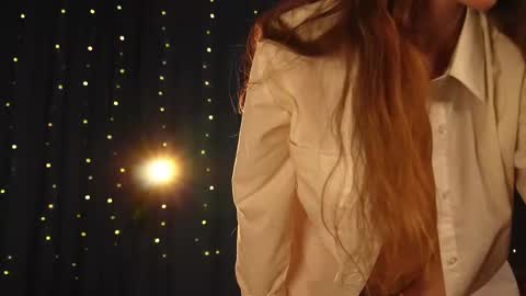 Snapshot of lynn_feline chatting on 02.25.25 Lynn online show from 02.25.25