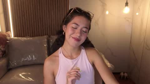 Snapshot of lynn_turner_ chatting on 01.17.26 lynn_turner_ online show from 01.17.26