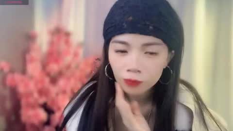 Snapshot of lynnalltop_165_keke chatting on 11.13.25 lynnalltop_165_keke online show from 11.13.25