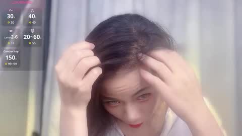 Snapshot of lynnalltop_165_keke chatting on 11.19.25 lynnalltop_165_keke online show from 11.19.25