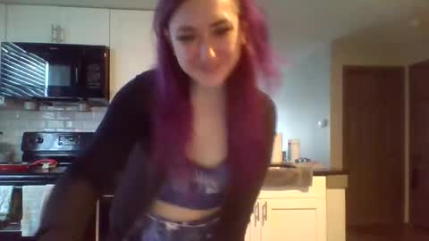 Lynn  online show from 02.04.26