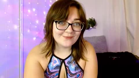 Snapshot of lyrajrose chatting on 01.13.26 Lyra Rose online show from 01.13.26