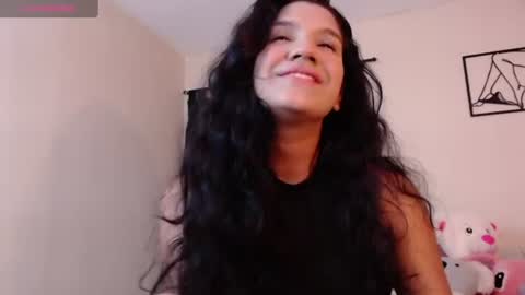 Lyria Diamond online show from 06.12.26