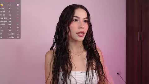 Snapshot of lzzyink chatting on 12.21.25 lzzyink online show from 12.21.25