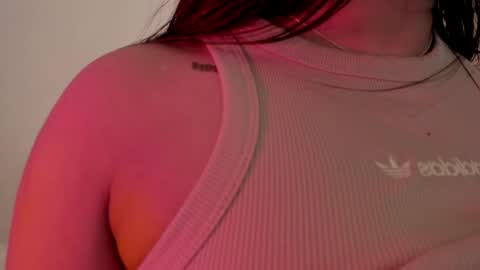 Snapshot of m1emilia chatting on 04.10.26 Emilia online show from 04.10.26