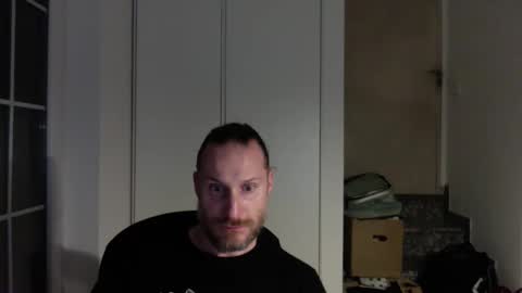 Snapshot of m4rduk81 chatting on 12.18.24 m4rduk online show from 12.18.24