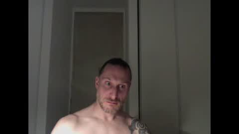 Snapshot of m4rduk81 chatting on 11.24.25 m4rduk online show from 11.24.25