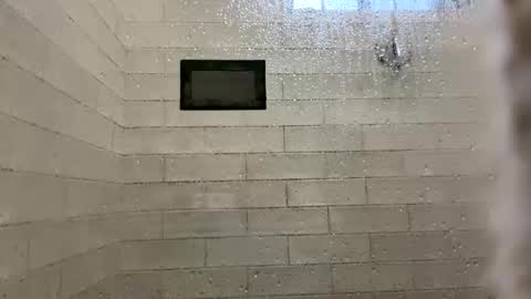 Snapshot of m_pete chatting on 10.11.25 m_pete online show from 10.11.25