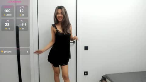 maakimita online show from 11.26.25