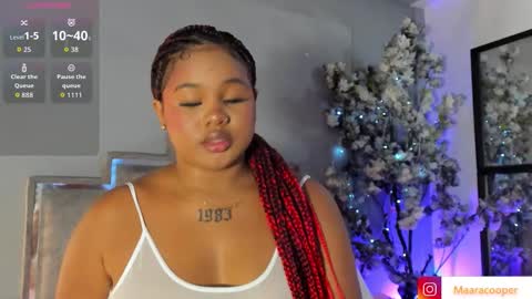 Snapshot of maaracooper chatting on 10.01.25 Maraacooper online show from 10.01.25