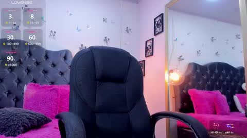 Snapshot of maavca chatting on 02.12.25 maavca online show from 02.12.25