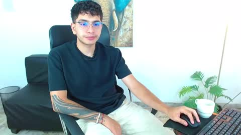 Max online show from 03.14.26