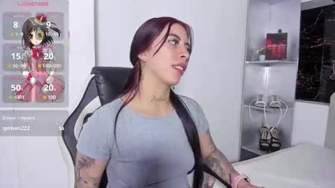 Snapshot of maazikeen chatting on 11.08.25 Mazikeen online show from 11.08.25