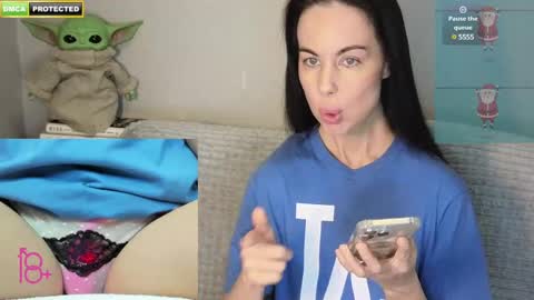 You let people into your sea  and they kill your fish  online show from 01.11.25