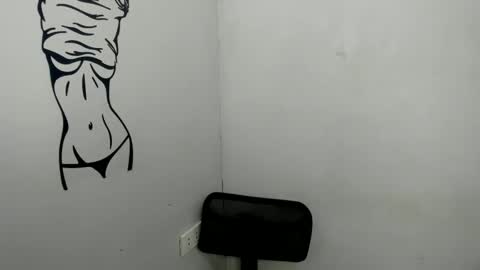 Snapshot of mabuhay_lyn chatting on 02.07.25 mabuhay_lyn online show from 02.07.25