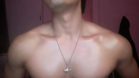 Snapshot of mac_cain chatting on 10.06.25 Maccain online show from 10.06.25