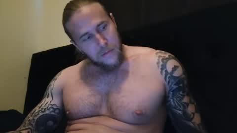 Snapshot of mac_drew chatting on 01.02.25 mac_drew online show from 01.02.25