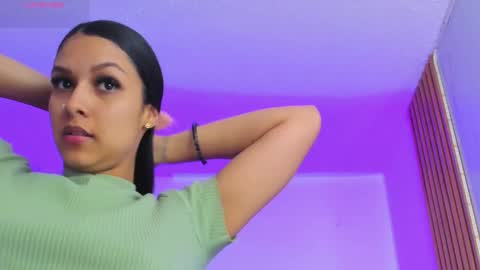 Snapshot of macarenasmith1 chatting on 11.25.25 macarenasmith1 online show from 11.25.25