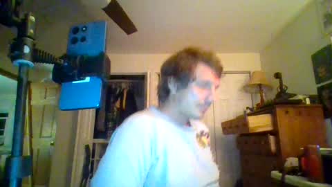 Snapshot of macdaddy9mm chatting on 06.22.26 macdaddy9mm online show from 06.22.26
