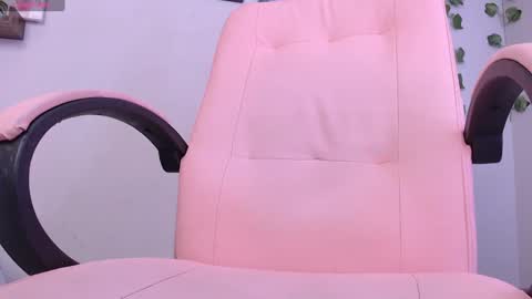 Macey Elliot Modelo Independiente online show from 01.18.25