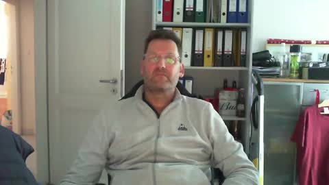 macfly67 online show from 01.06.25