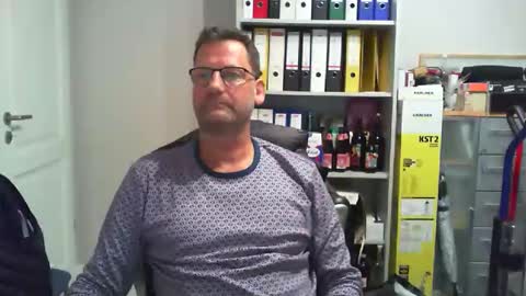 macfly67 online show from 12.22.25