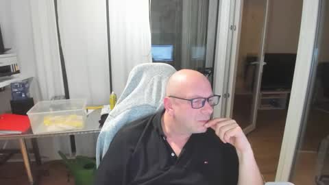 Snapshot of machinegun3dx chatting on 02.03.26 Andy online show from 02.03.26