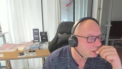 Snapshot of machinegun3dx chatting on 02.13.26 Andy online show from 02.13.26