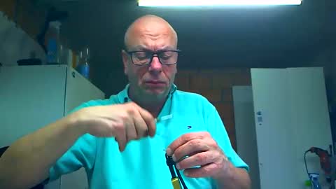 Snapshot of machinegun3dx chatting on 02.18.26 Andy online show from 02.18.26