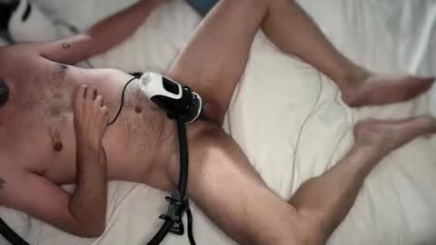 Snapshot of machinestroker chatting on 01.03.25 machinestroker online show from 01.03.25