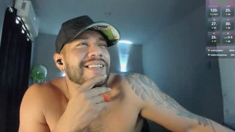 Snapshot of machohandsome chatting on 01.05.25 Javier papichulo master how do you want online show from 01.05.25