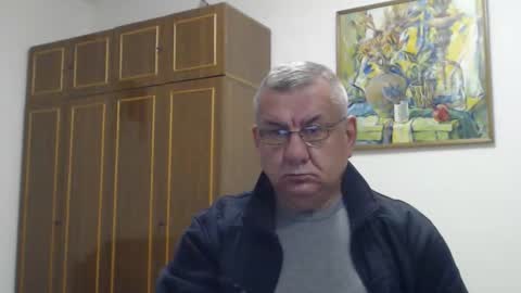 Macho online show from 10.14.25