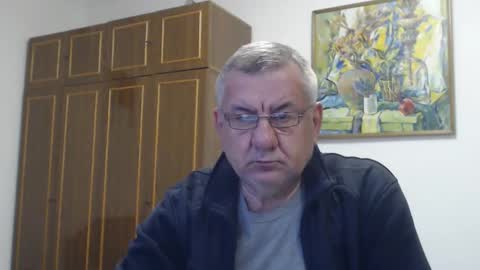 Macho online show from 10.25.25