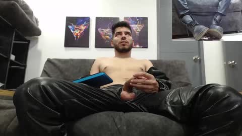 instagram mackdanielsx online show from 12.04.25